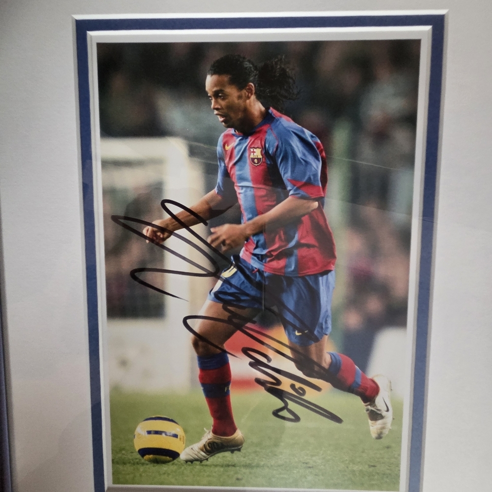 Ronaldinho Signed Barcelona Soccer Photo in Red and Blue Jersey, Certified